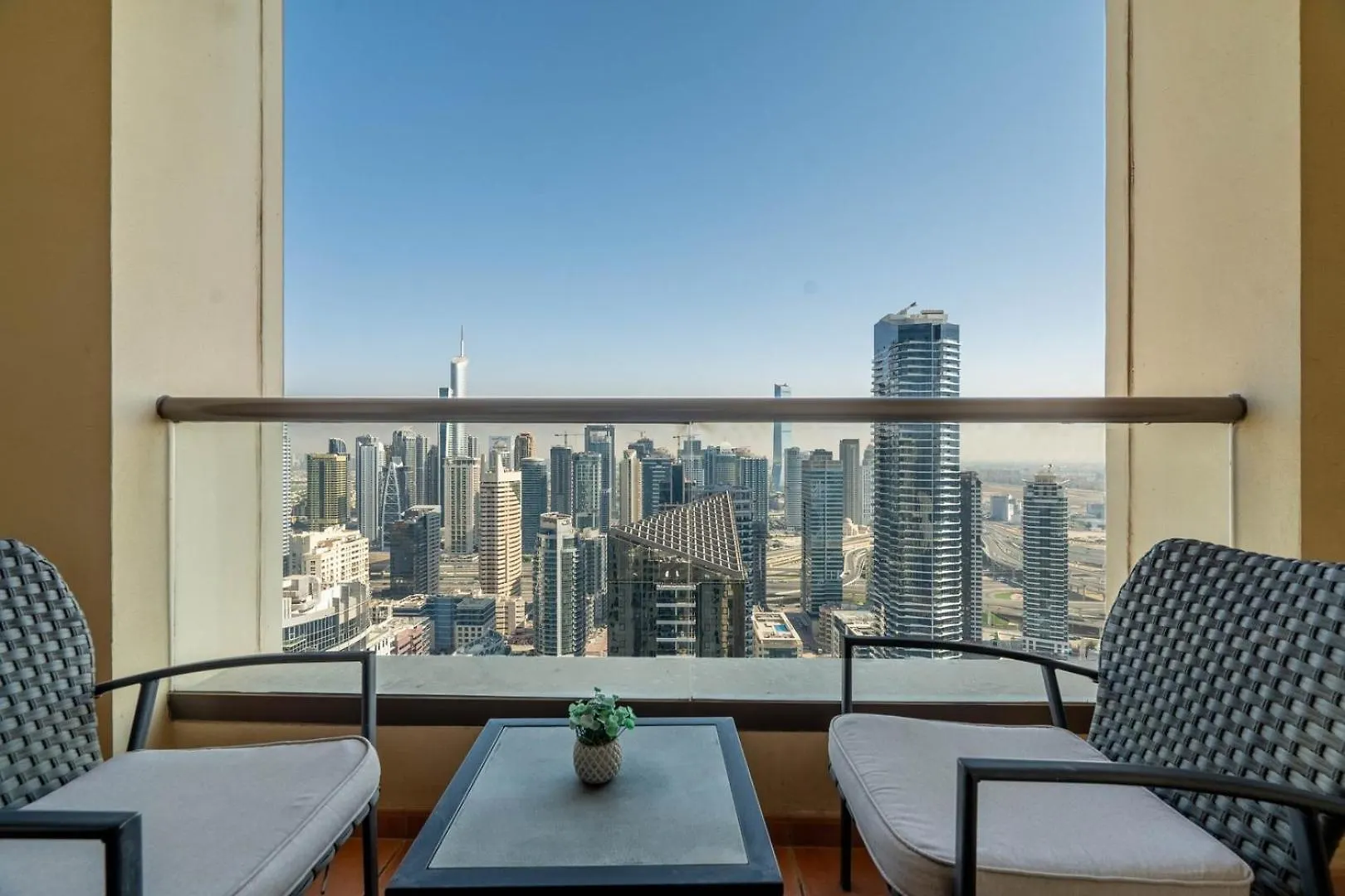 Guestready - Charming Retreat In Dubai Marina Apartment