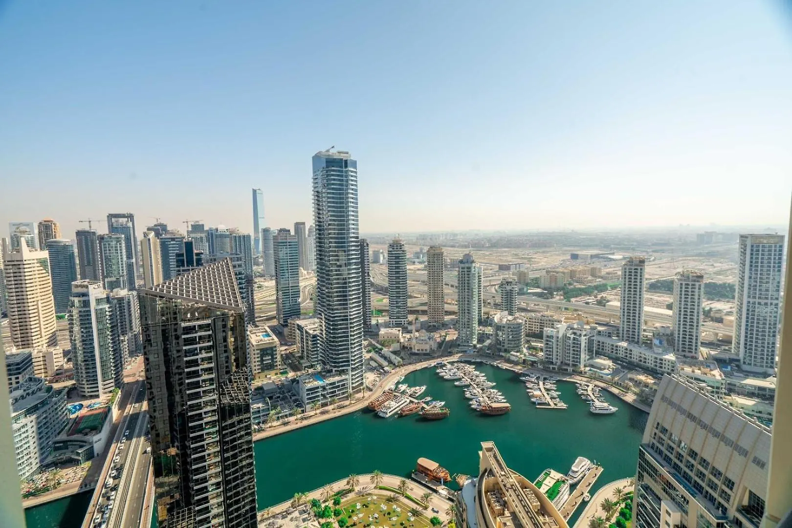 Guestready - Charming Retreat In Dubai Marina Apartment